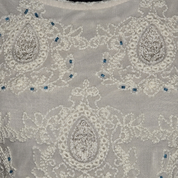 Sundance Sleeveless Lace Top - Picture 9 of 11